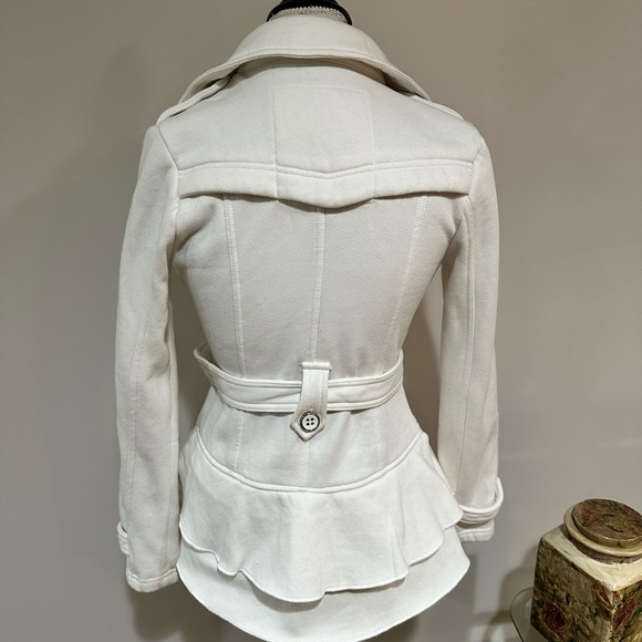 Sebby ruffle coat - Picture 7 of 7